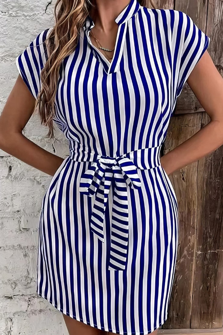 Vestido Boho Azul A Rayas Corto Manga Corta Con Cinturón
