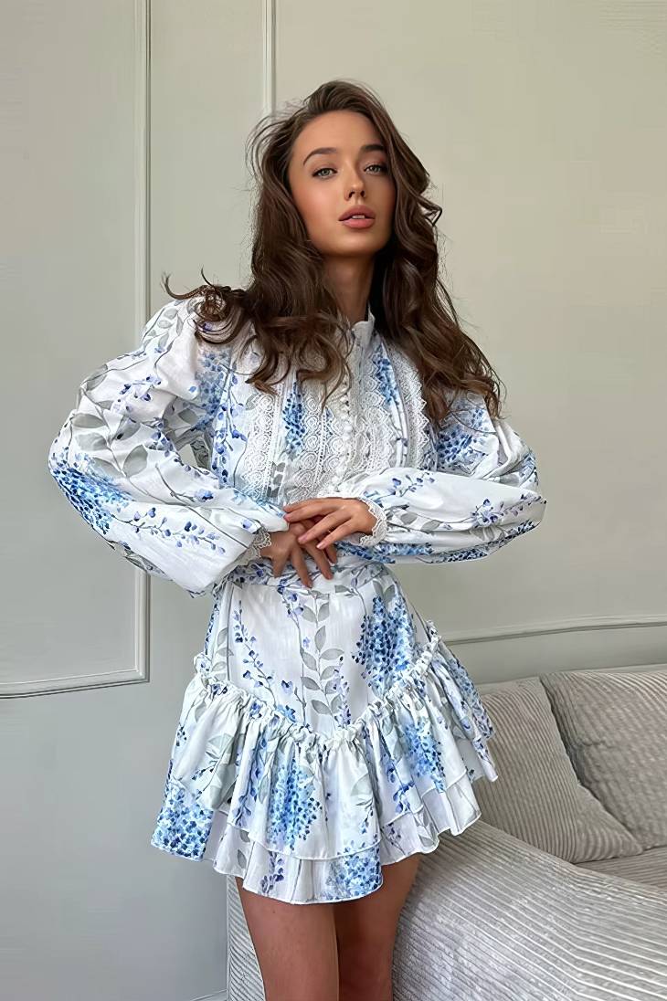 Vestido Boho Corto Blanco Y Azul Floral Manga Larga Con Volantes