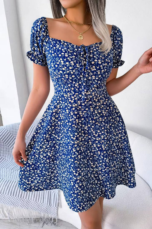 Vestido Boho Floral Corto Escote Cuadrado Manga Corta Con Volantes