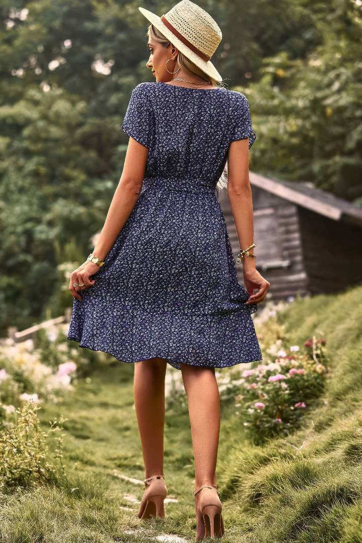 Vestido Boho Floral Corto Manga Corta Con Cinturón