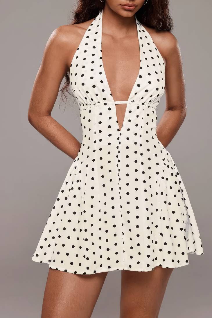 Vestido Corto De Lunares Beige Cuello Halter Escote En V Sin Mangas Verano