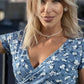 Vestido Corto Floral Cuello En V Manga Corta Cruzado Cintura Ajustada Verano