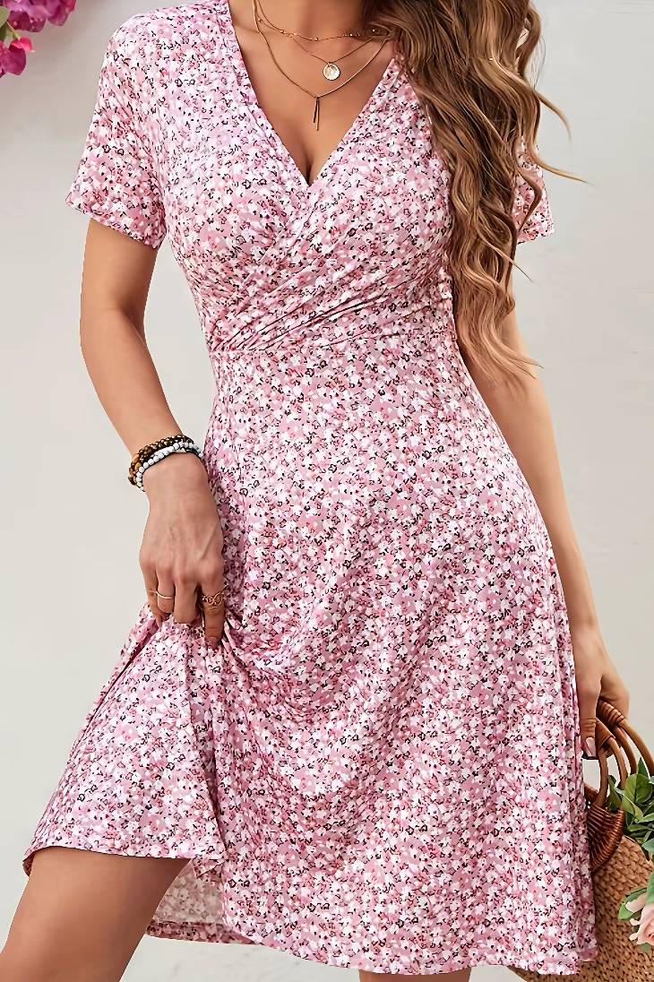 Vestido Corto Floral Rosa Cuello En V Manga Corta Cruzado Cintura Ajustada Verano