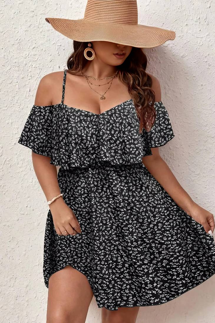 Vestido Corto Floral Talla Grande Hombros Descubiertos Manga Corta Con Volantes Boho